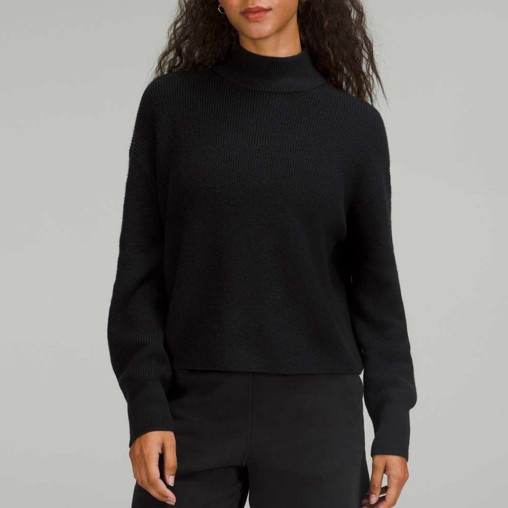 Lululemon Black Merino Wool Blend Mock Neck Crop Sweater